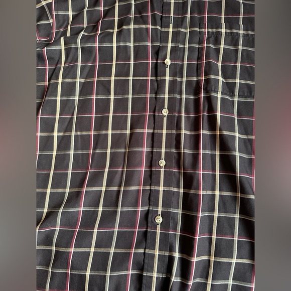 Roundtree & Yorke Mens L Button Up Shirt Brown Plaid Easy Care Cotton Blend - Picture 2 of 6